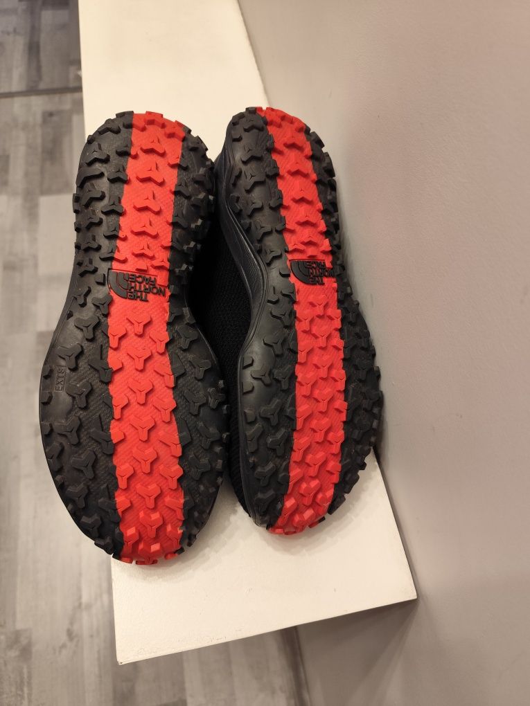Buty trekkingowe The North Face męskie rozm.43.