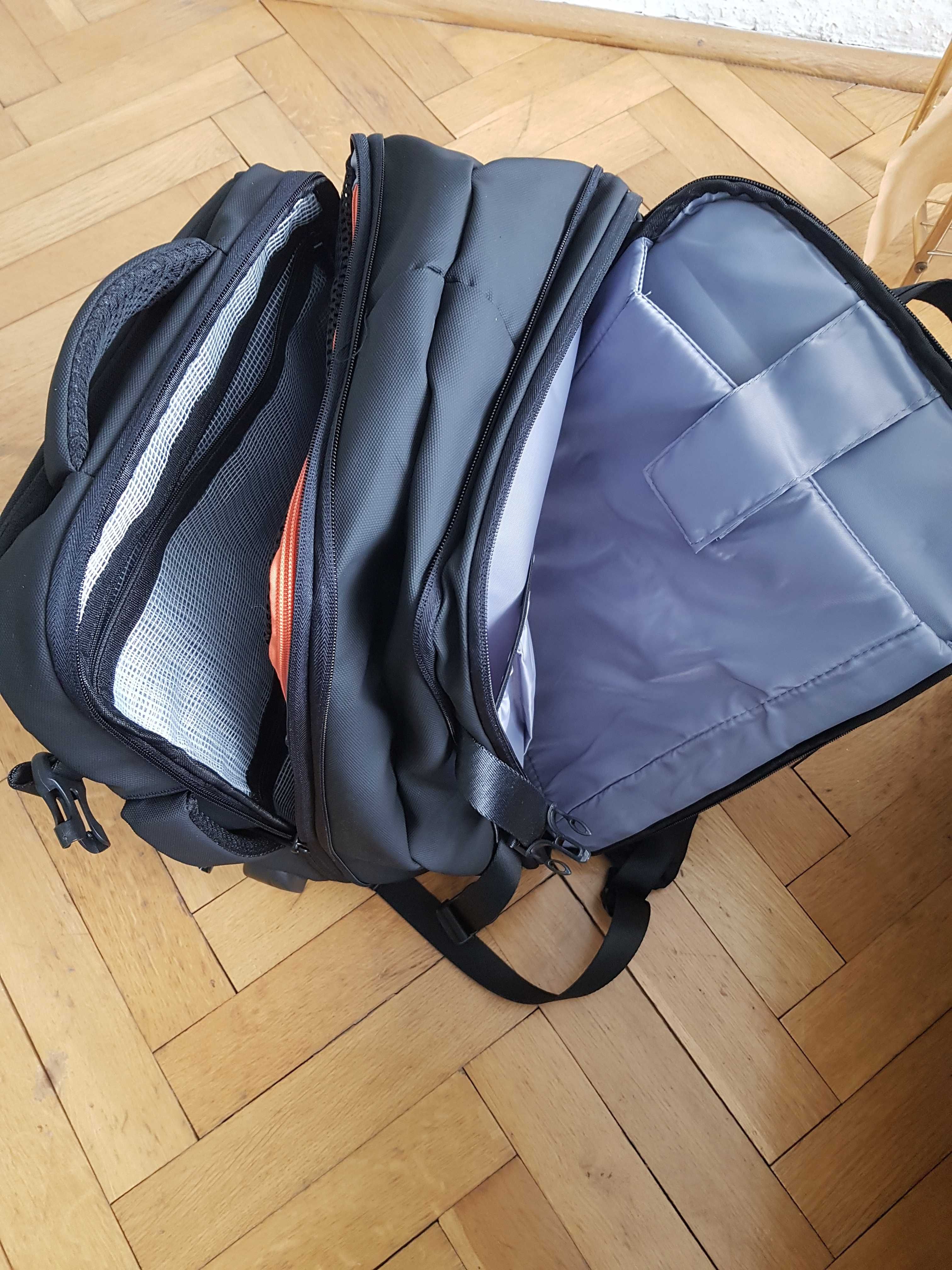 Plecak na laptopa 15,6 torba usb powiekszajacy nowy 22 lub 38L