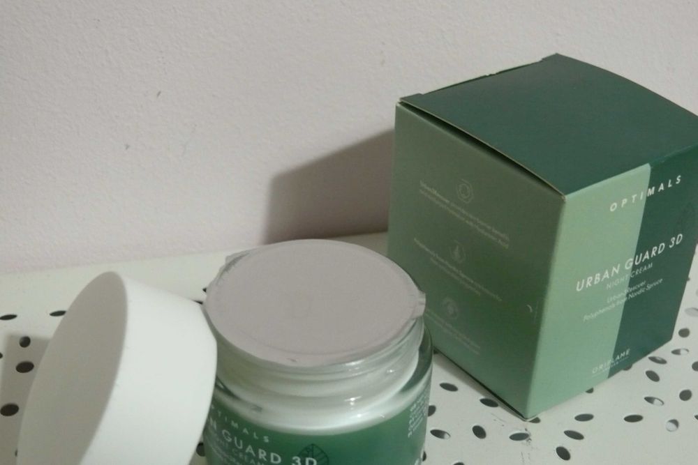 Creme de Noite Urban Guard 3D Optimals - Oriflame