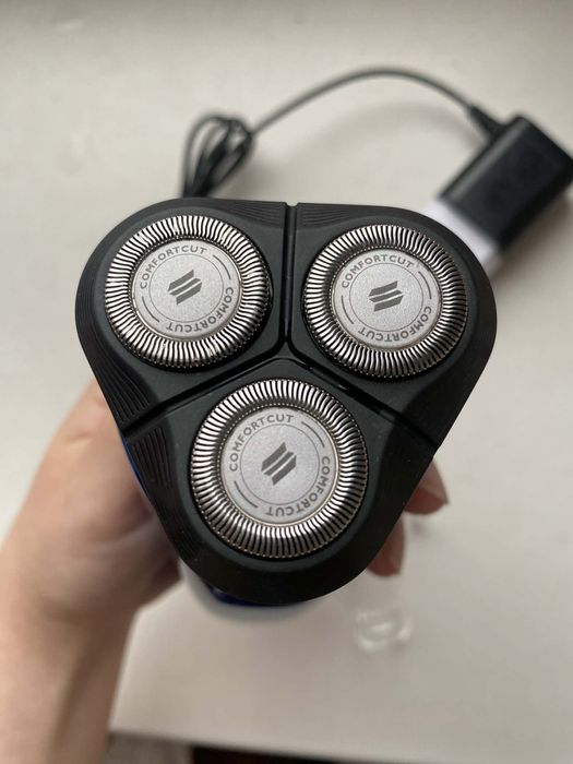 Тример новий Phillips