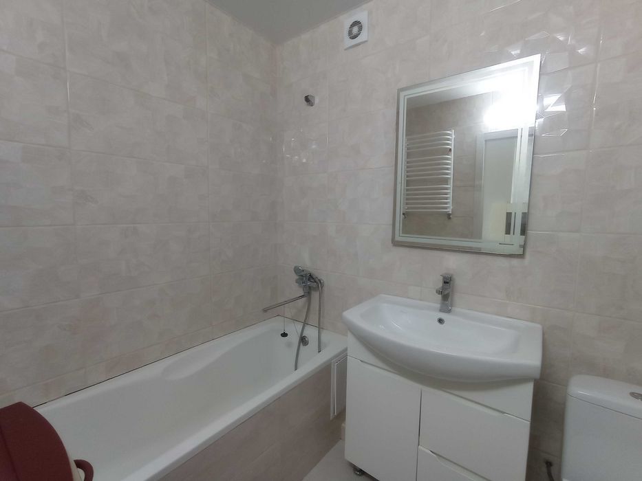 Здається 1км квартира на Дружбі в новобудові