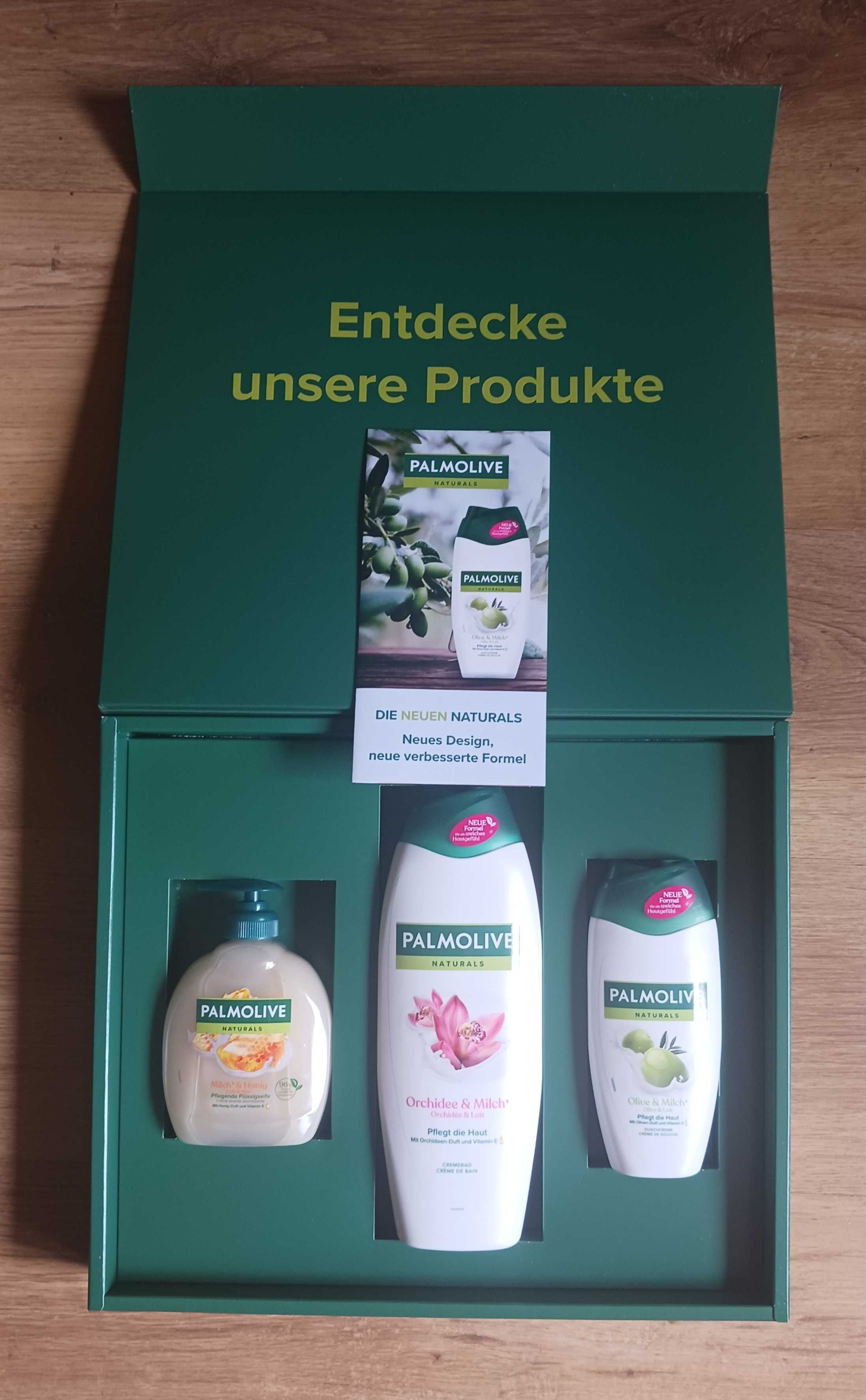 Zestaw kosmetyków Palmolive w kartonie