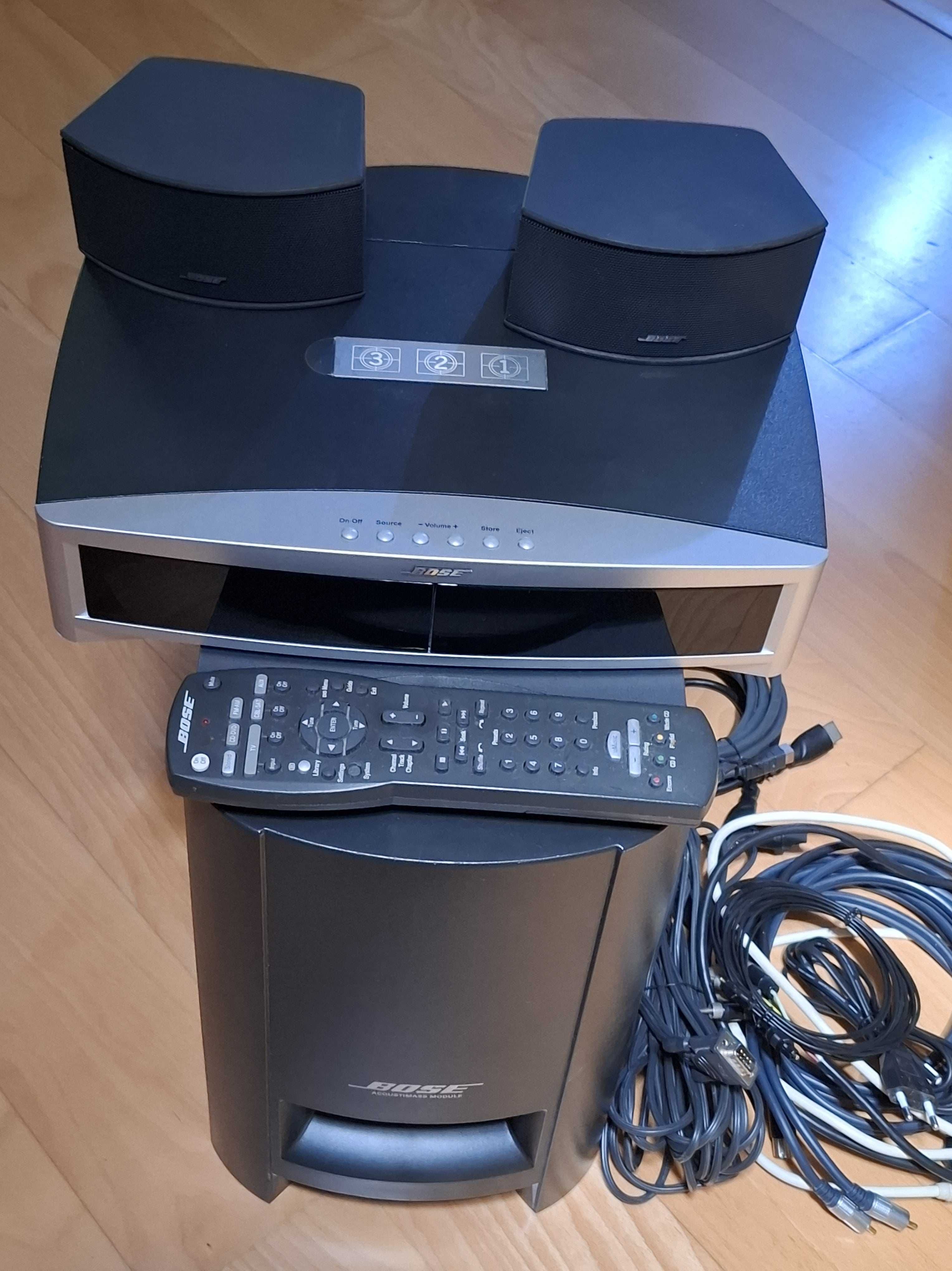Sistema de Som Bose 3-2-1 GSX Series III