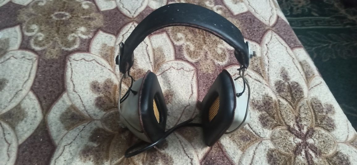 Продам наушники ТДС-6