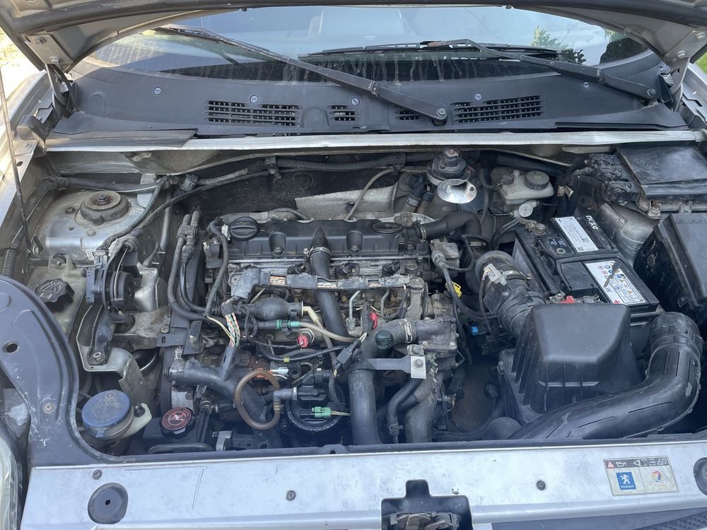 Продам Peugeot Partner 2,0 лизель