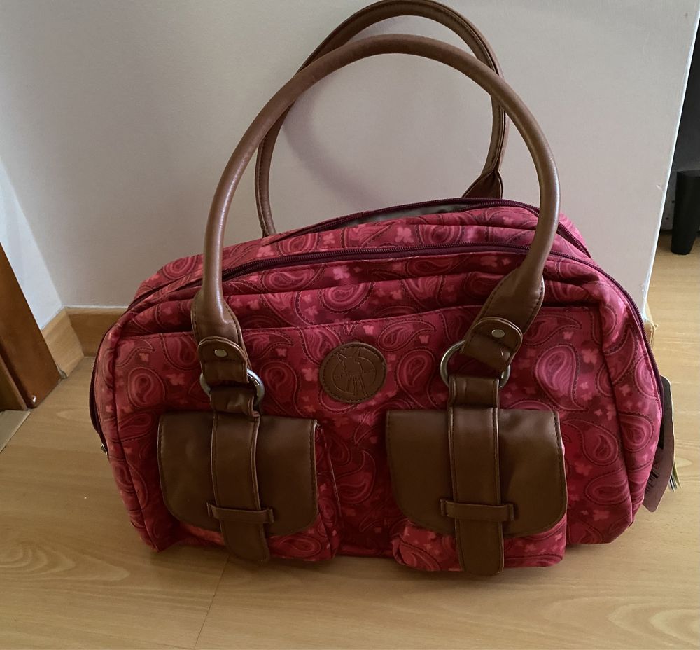 Mala de maternidade lassig vintage metro bag