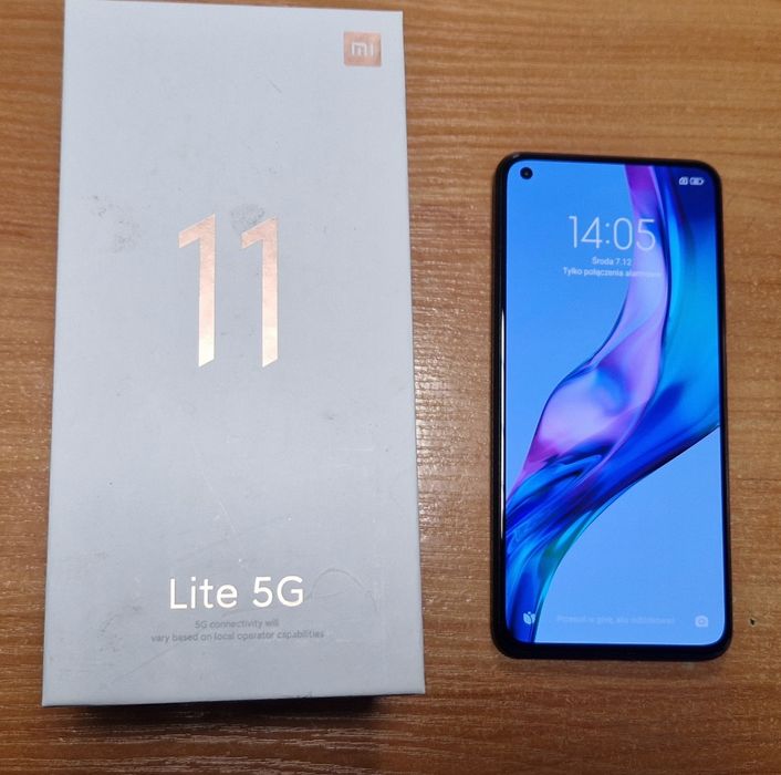 Mega telefon Mi 11 lite 5g super stan