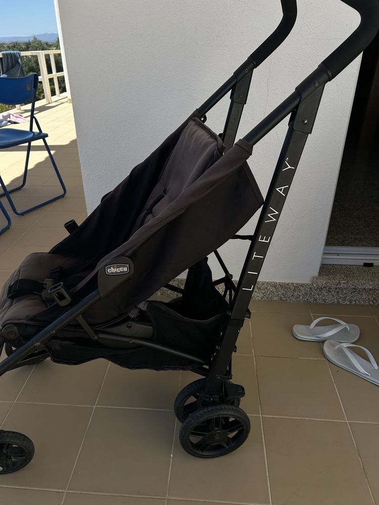 Carrinho de passeio chicco liteway