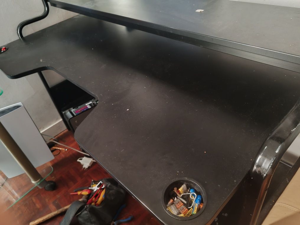 Vendo mesa gamer
