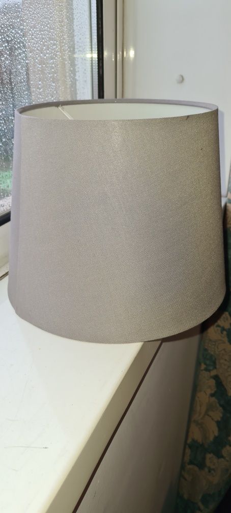Lâmpada Ikea bege