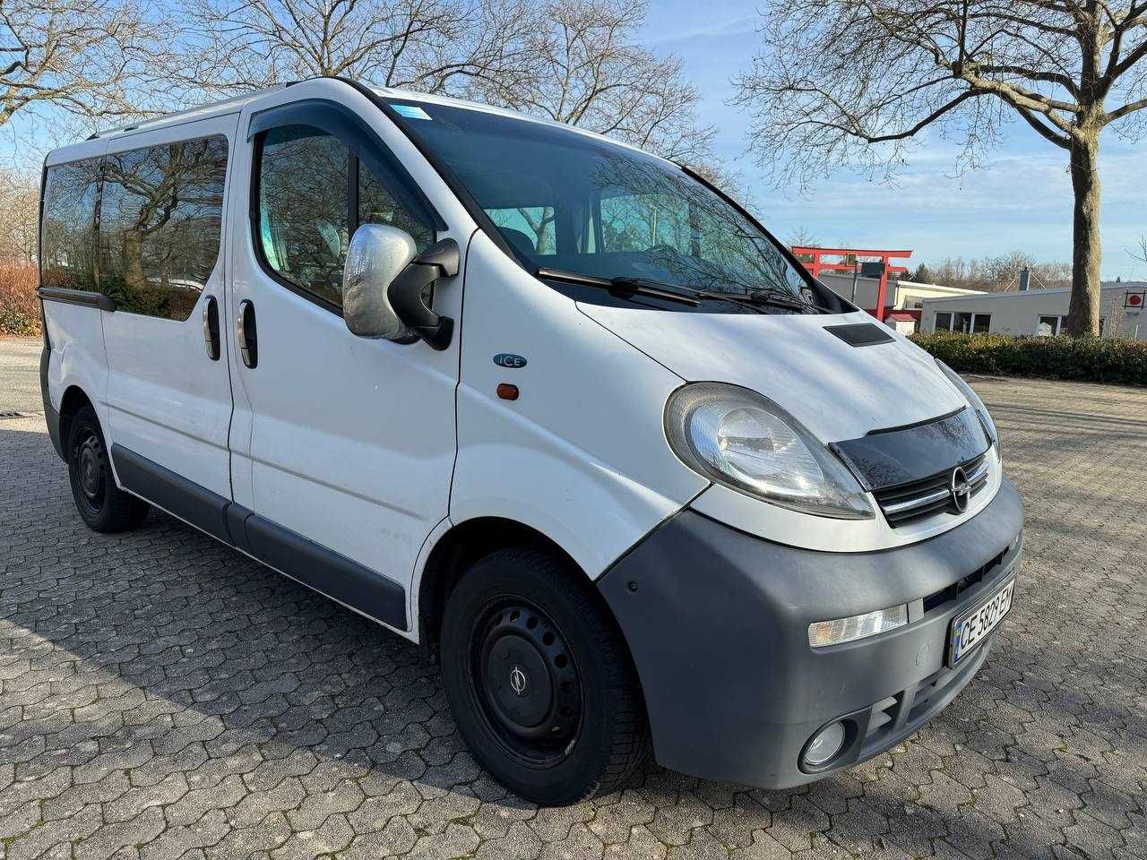 Продаж OPEL VIVARO 2002р