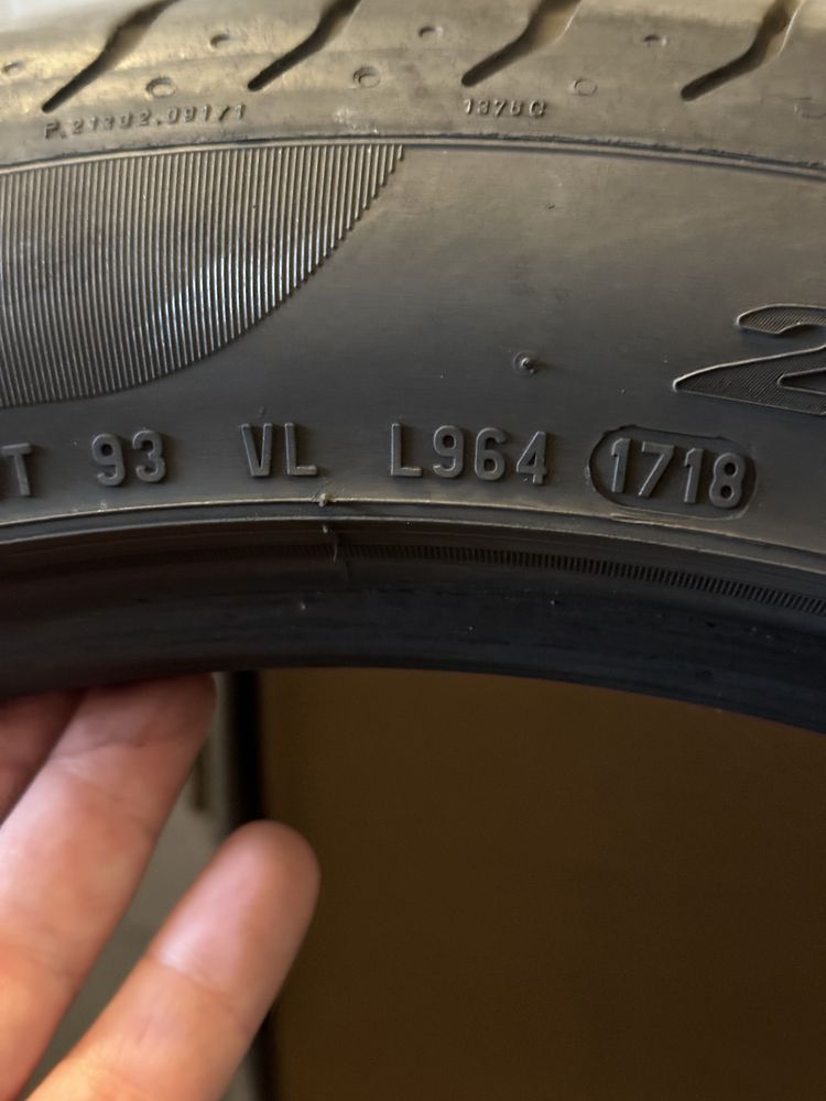 Pirelli P Zero 255/40 R19 100Y A0