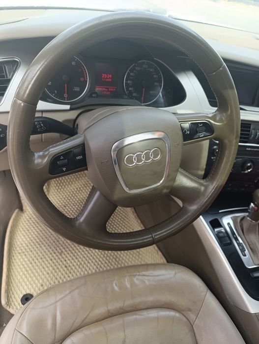Продам Audi A4B8 2008/2009рік 2.0 бензин.