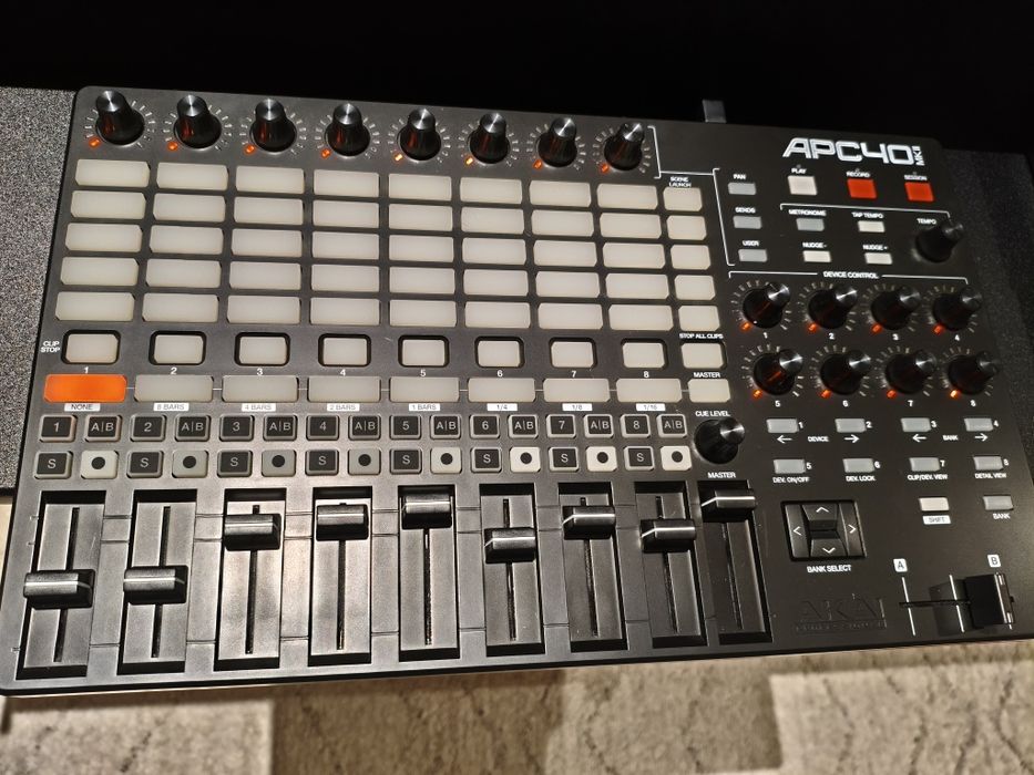 Akai Professional APC40 mk2