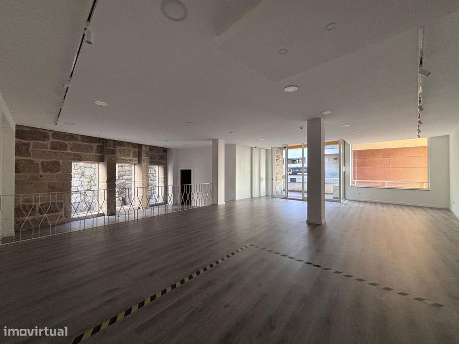 Loja no Centro Histórico - Viseu