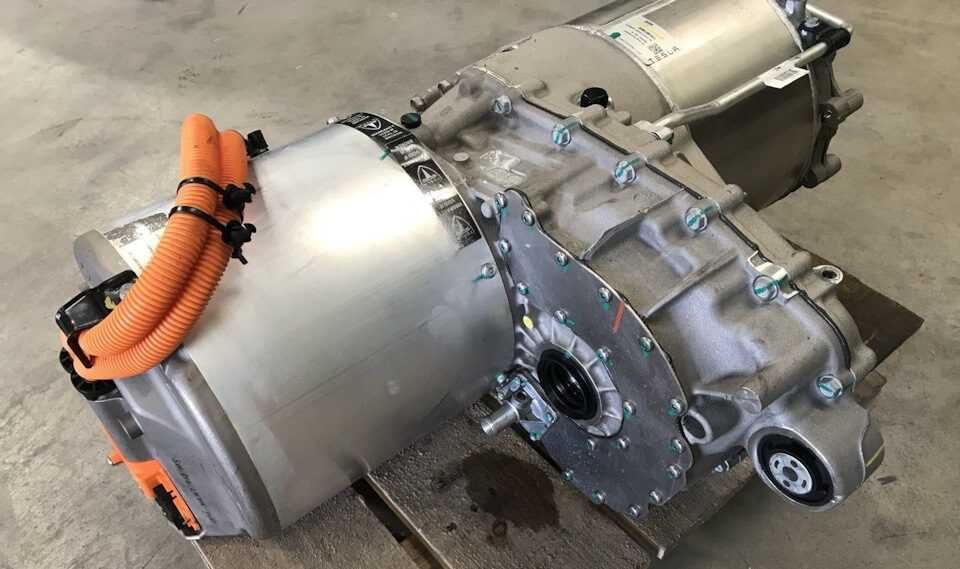 Ремонт Tesla СТО