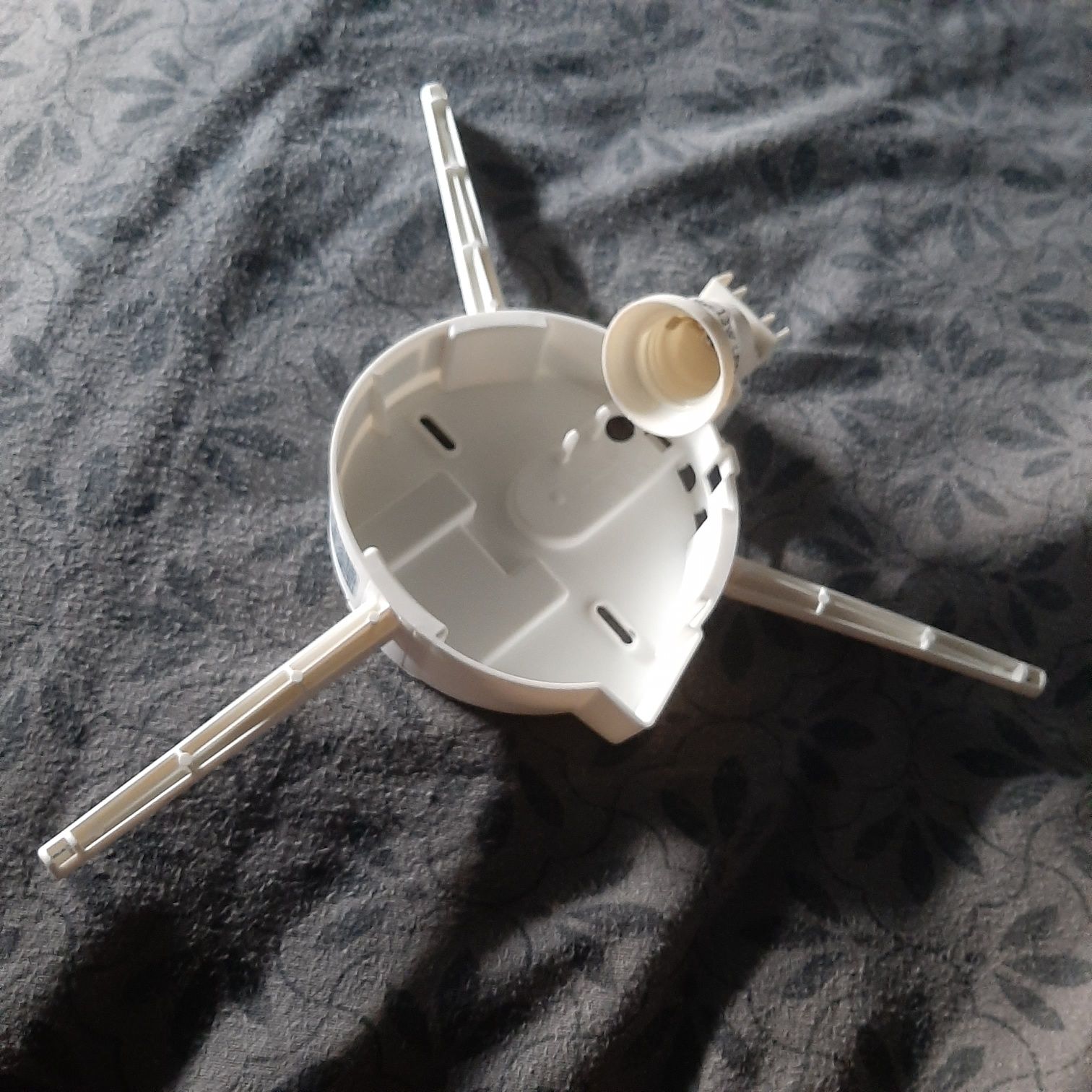 Lampa sufitowa Ikea chmurka