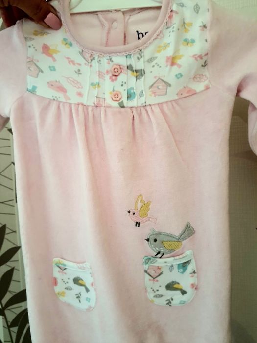 Pajac piżama śpioszki M&co. 56-62cm 0-3 miesiące