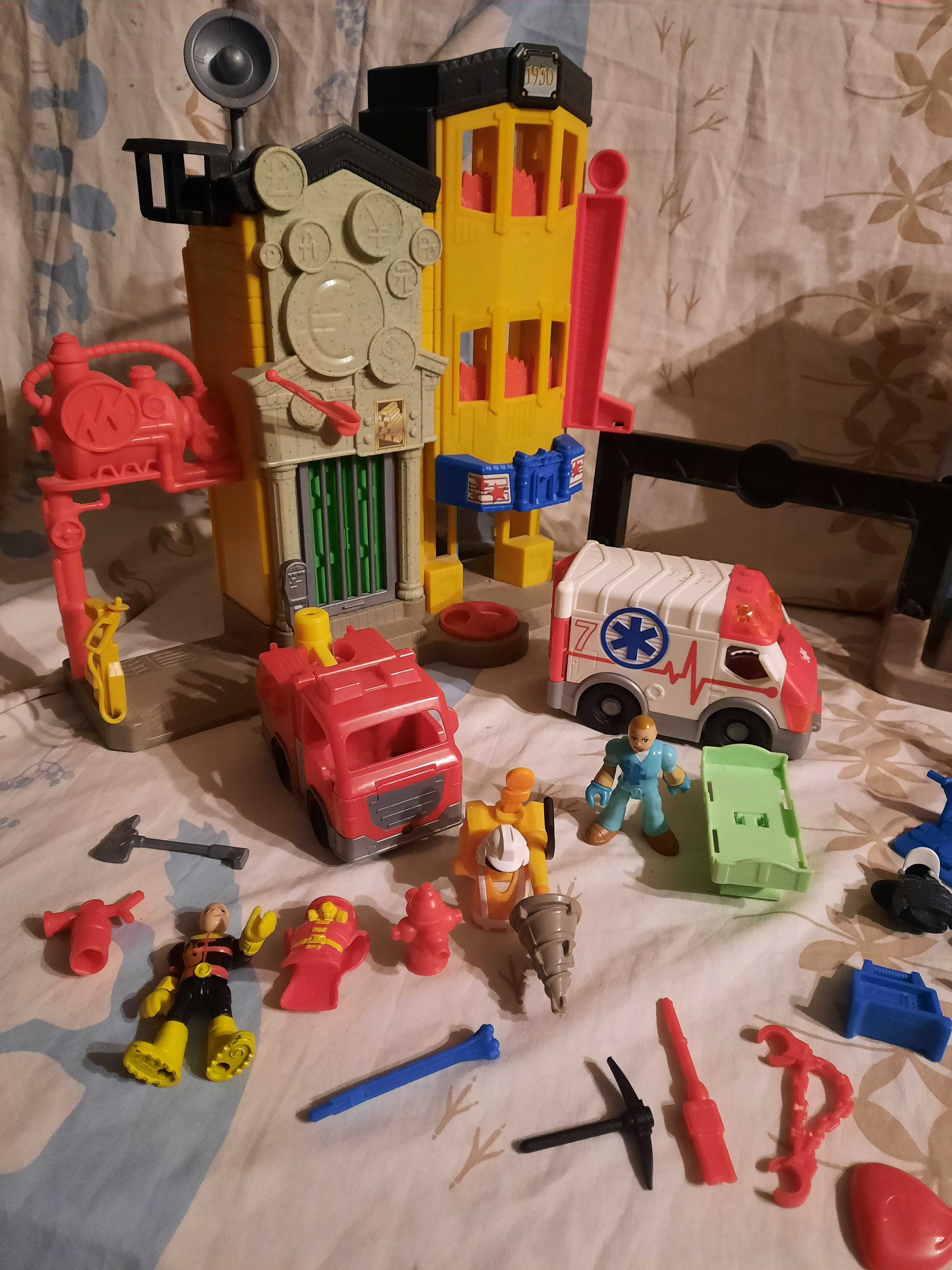 Fisher Price Imaginext miasto straż karetka policja centrum ratunkowe