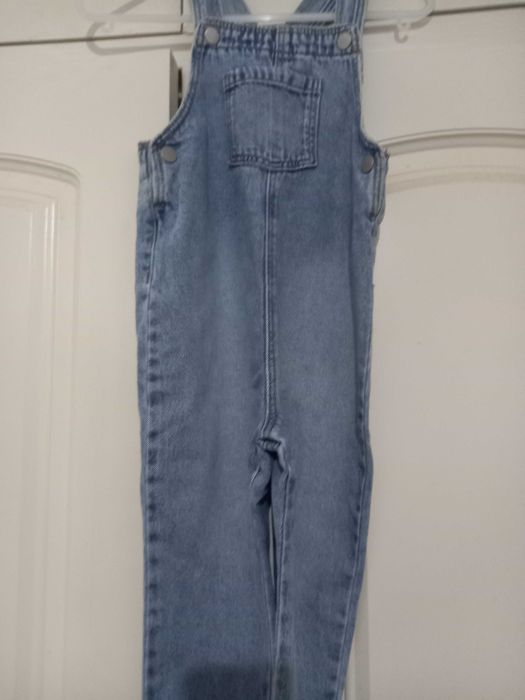 Camisola GAP/ Calças Zippy novas com etiqueta/ Jardineiras