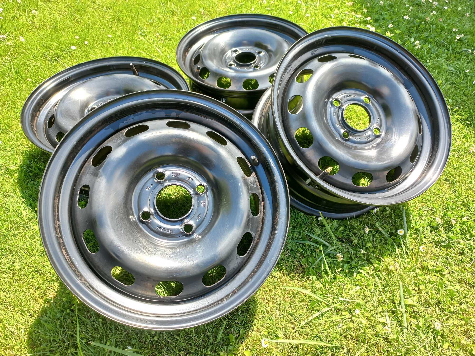 Felgi 15'' + czujniki ORYGINALNE Ford Fiesta MK7 MK8 Jak Nowe F-VAT