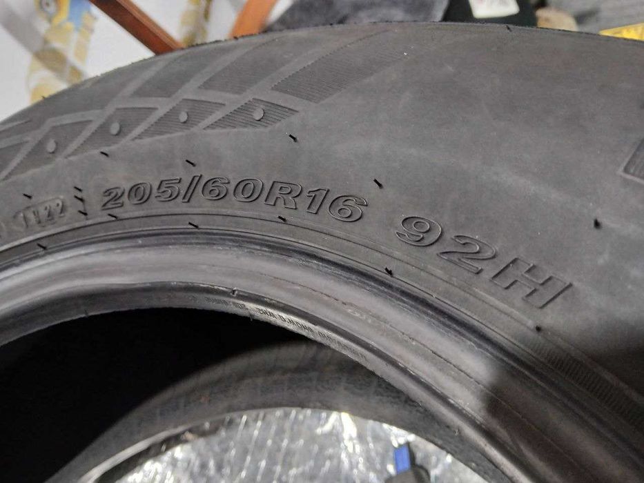 *Шини Nexen 205/60R16. 2шт. Зима 2022р. (0214)