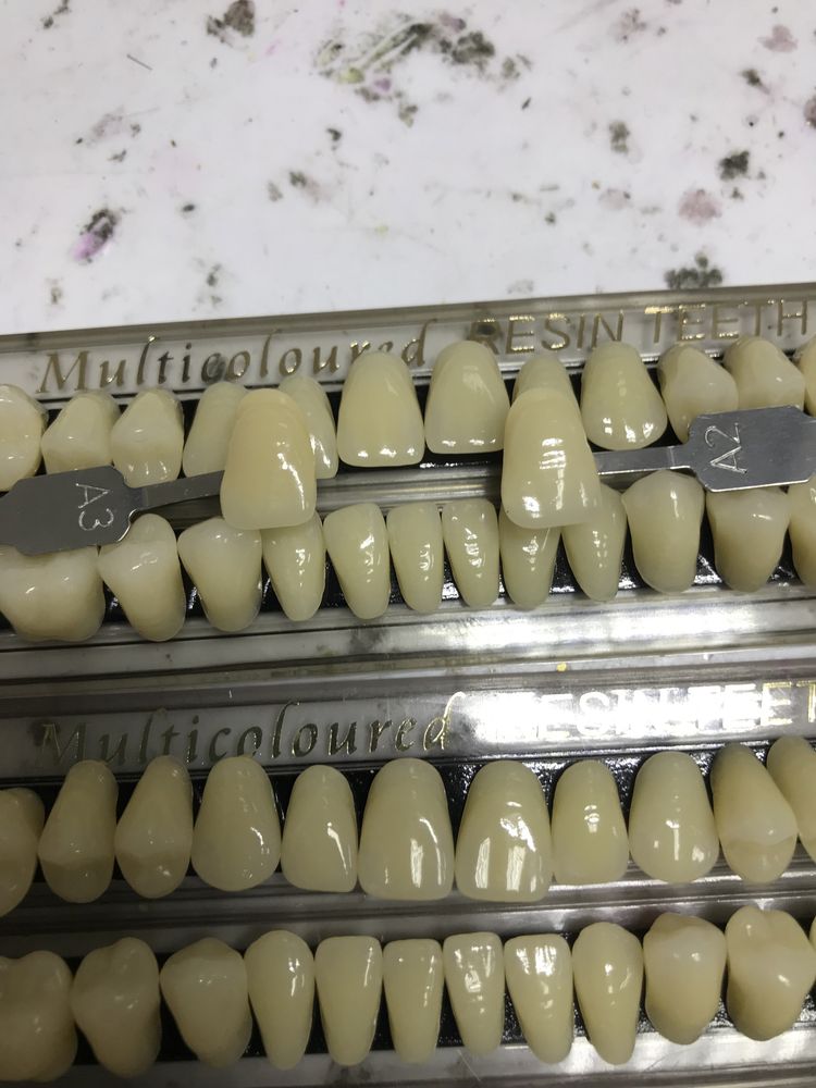 Зуби акрилові, для зубних протезів А2, А1