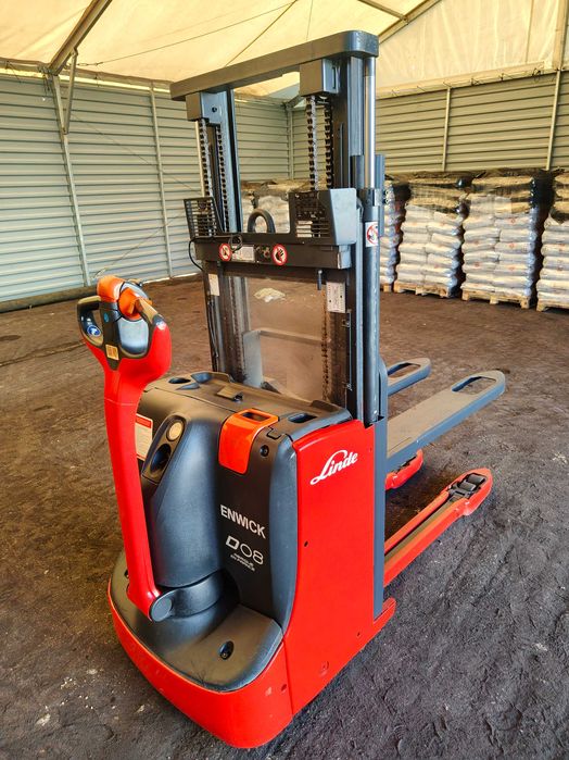 Linde D08 paleciak, wózek paletowy, masztowy, elektryczny, sztaplarka