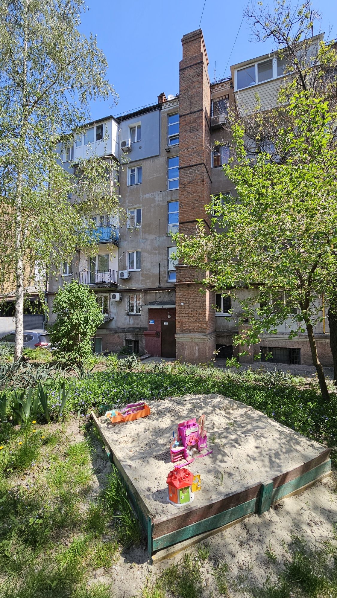 Продам двухкомнатную квартиру, Нагорный район, парк Шевченко, центр.