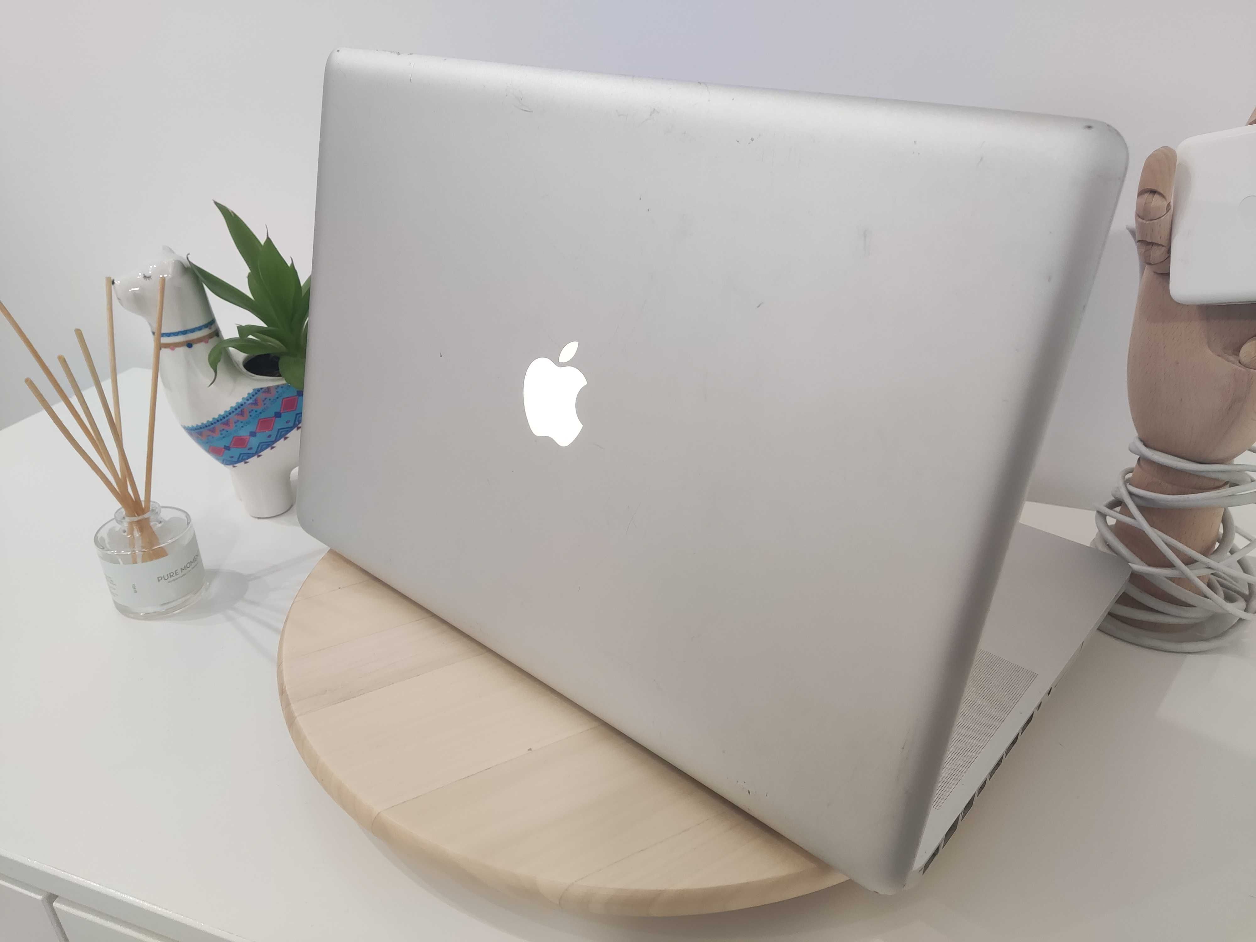 MacBook Pro 17" | i7 3.3Ghz| 12GB RAM| 500GB SSD | IMAGEM VÍDEO MÚSICA