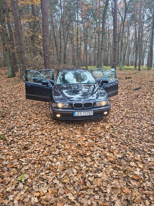 BMW e39 2.0 D 136 koni 2003 r . Możliwa zamiana na busa.