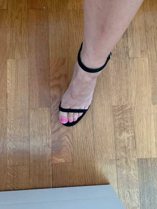 sandalia tacao bershka