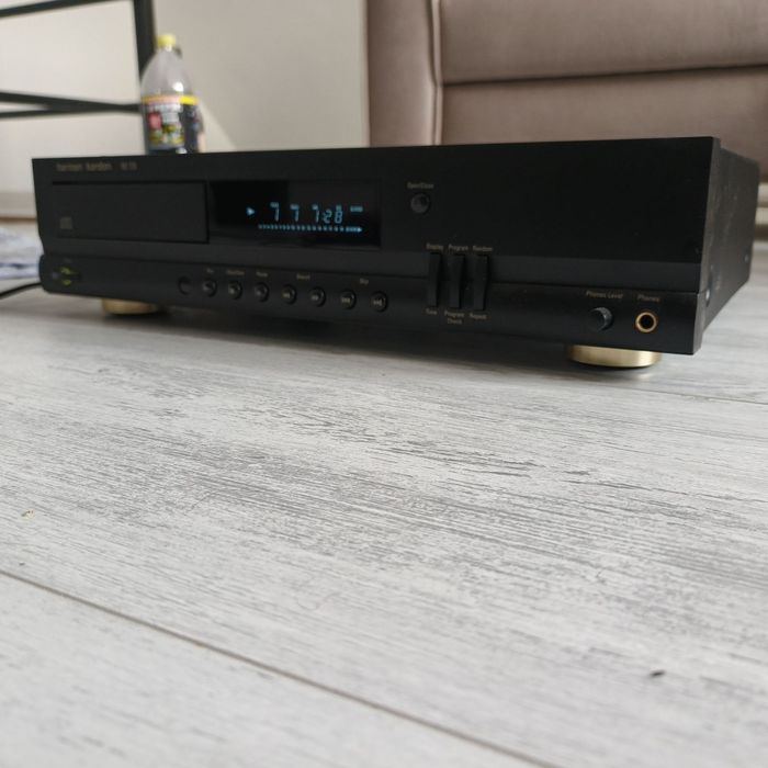 CD проигрыватель Harman Kardon HD720