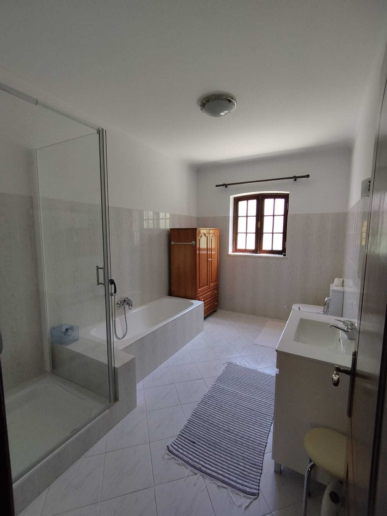 Apartamento T2 para Alugar ao ano