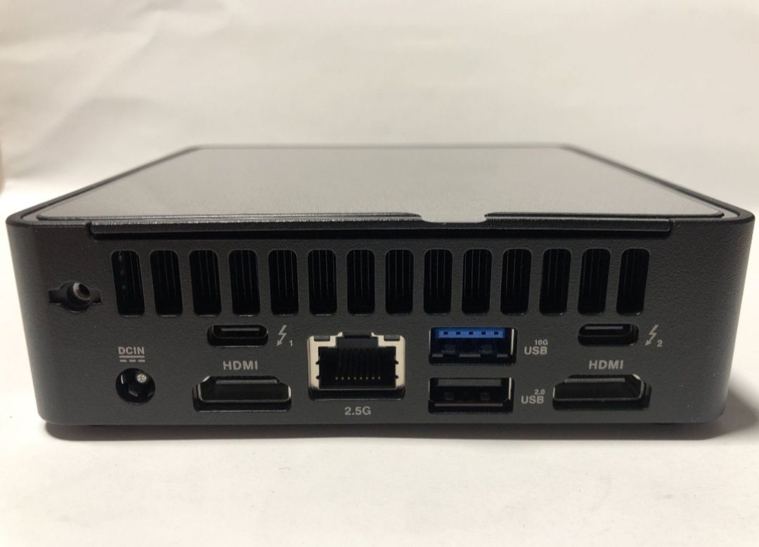 Міні ПК/Неттоп ASUS NUC 14 Pro NUC14RVK i3/16Gb DDR5/SSD 256Gb M.2