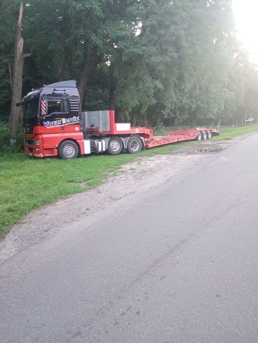 Тягач з тралом передній заїзд