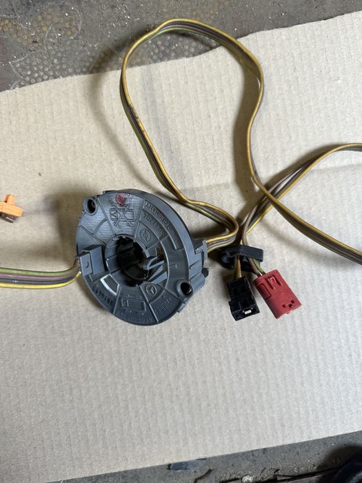 Шлейф датчик кута поворота аербек Mercedes w638 vito 6384600049