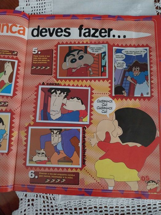 Caderneta de cromos ShinChan, Panini, com + de 140 autocolantes