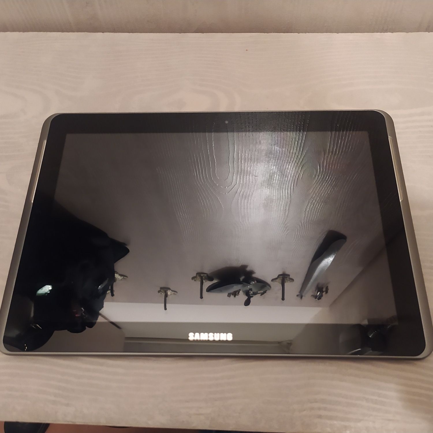Навигатор Samsung 10 дюймов- "комплект дальнобойщика"