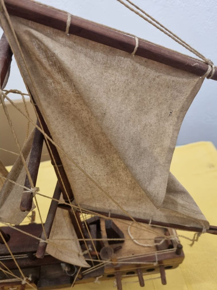Barco Antigo para pequeno restauro
