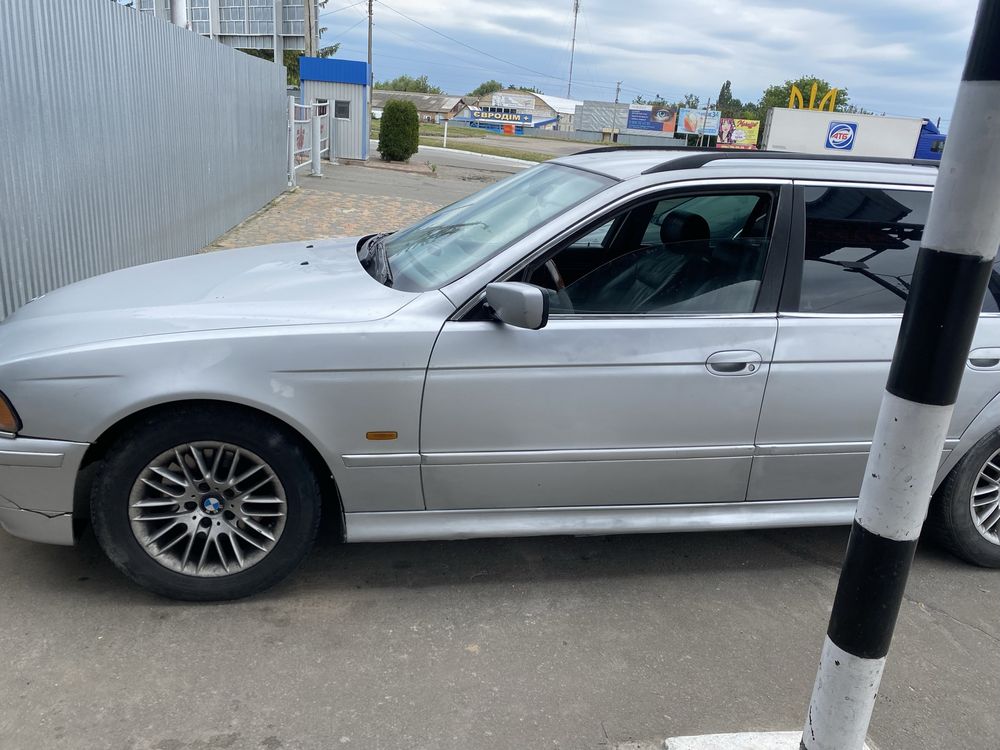 Продам бмв е39 турінг