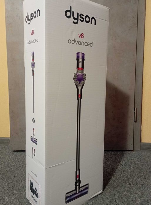Dyson V8 Advanced - Kompaktowy odkurzacz bezprzewodowy NOWY