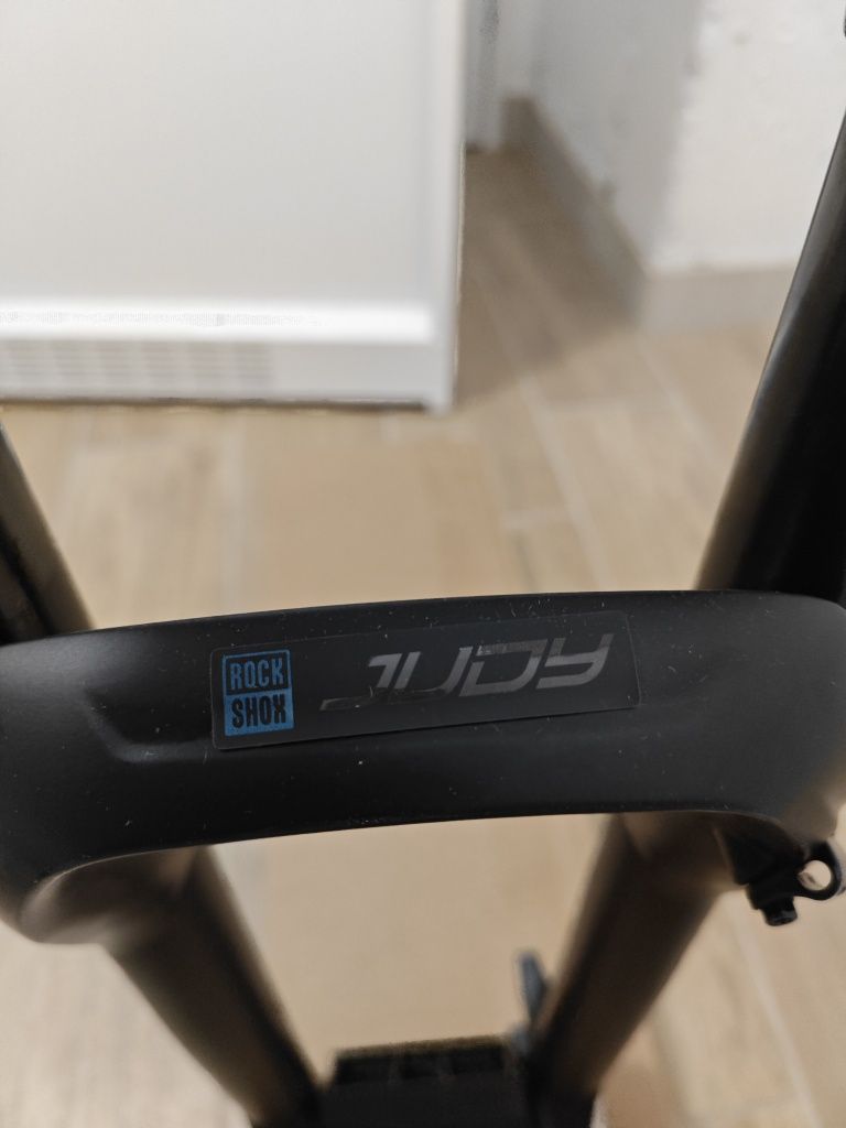 Nowy amortyzator RockShox Judy Silver TK 29 Solo Air 120 Tapered boost