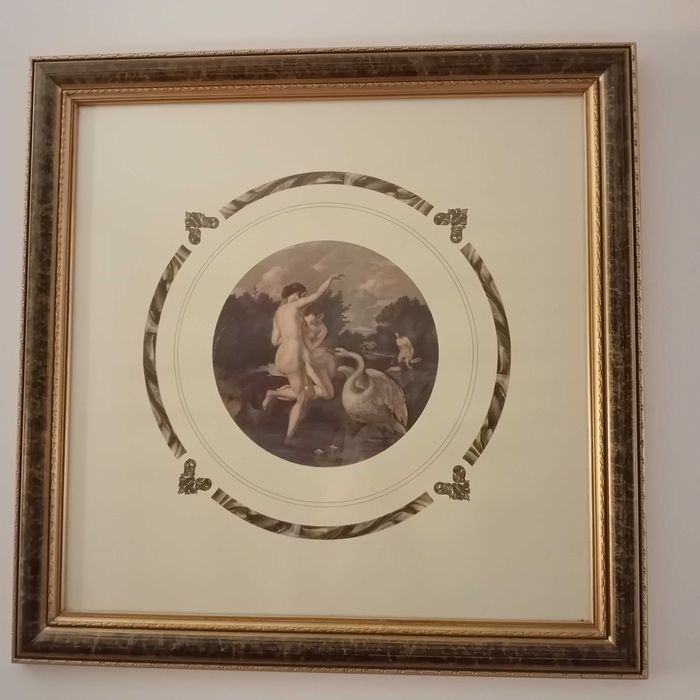 Quadro com gravura de cena mitológica com figuras e cenário natural.