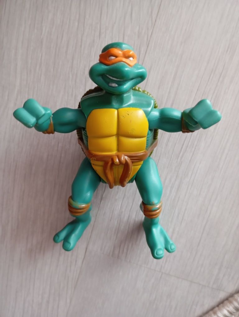 Zabawka Wojownicze żółwie ninja McDonald's 2005 rok
