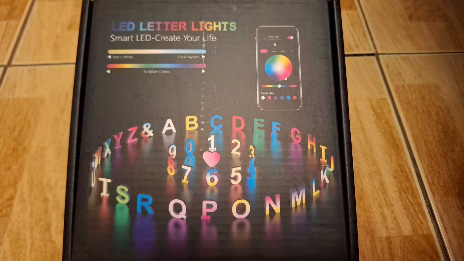 Lampka Led Q z synchronizacją muzyki USB