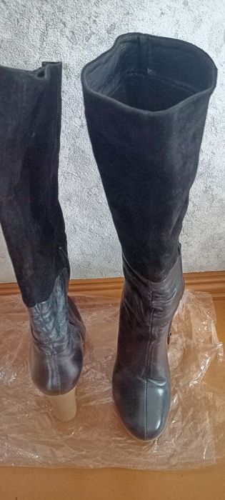 Зимнє жіноче взуття