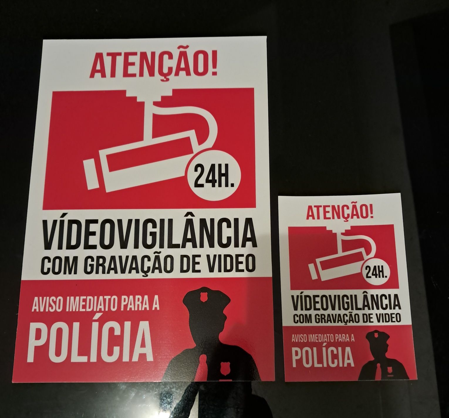 Placa dissuasão de alarme em pvc 30x20, com oferta de autocolante