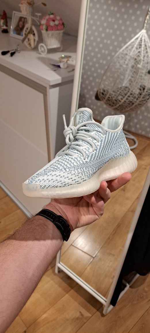 Yeezy Boost 350 V2 Cloud White Non-Reflective