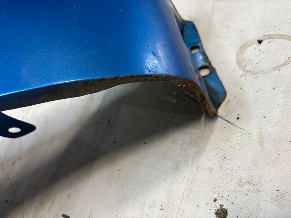 Błotnik Lewy Przód Ford Focus Mk2 Przedlift K: G3